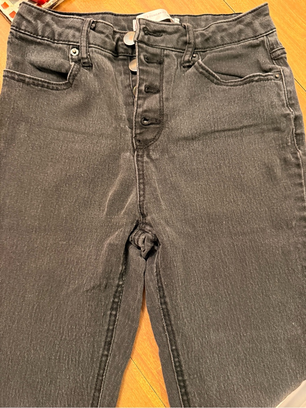 No Boundaries Women's Skinny Jeans in Washed Black